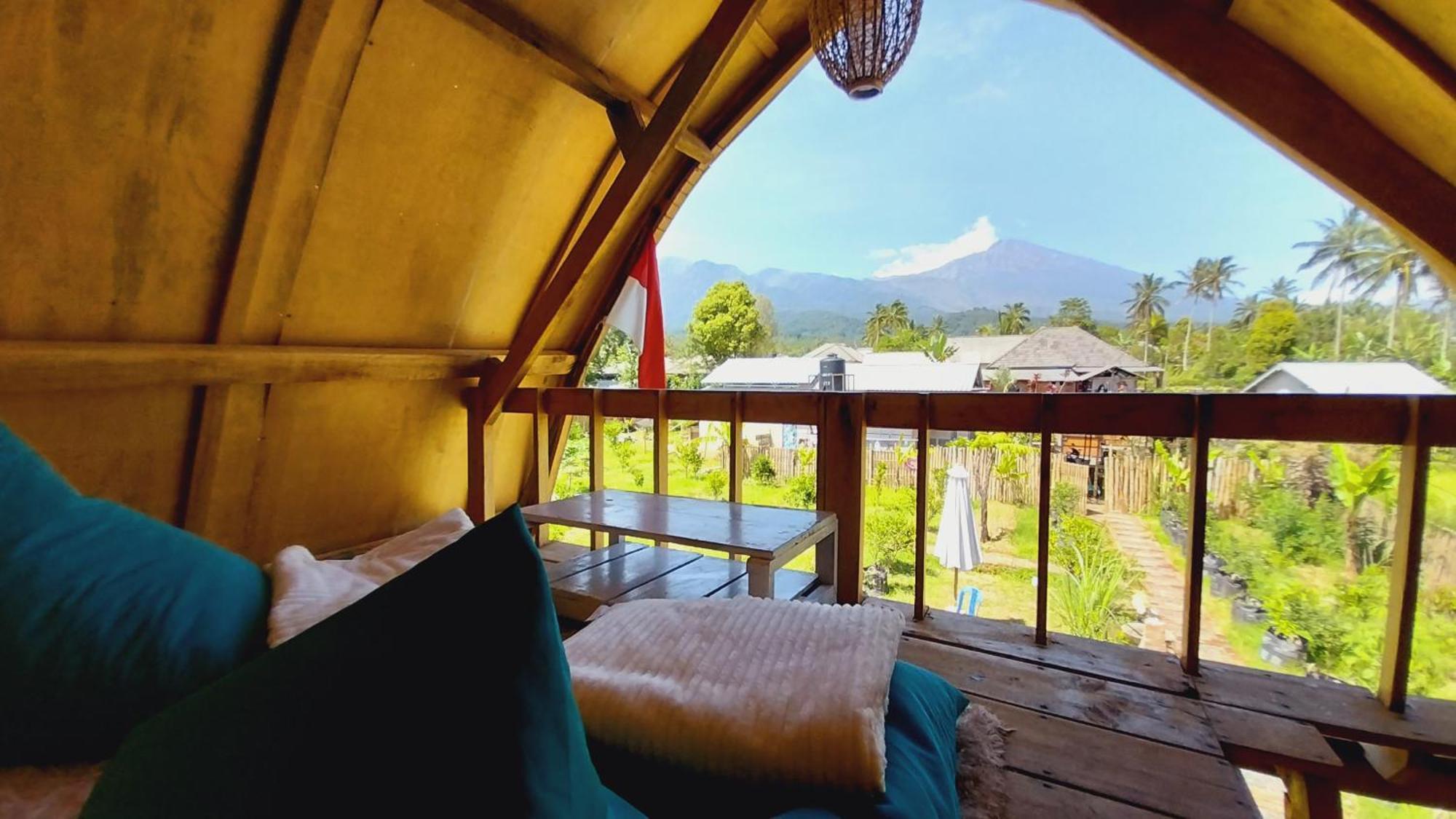 Raturinjani Homestay Selong Buitenkant foto