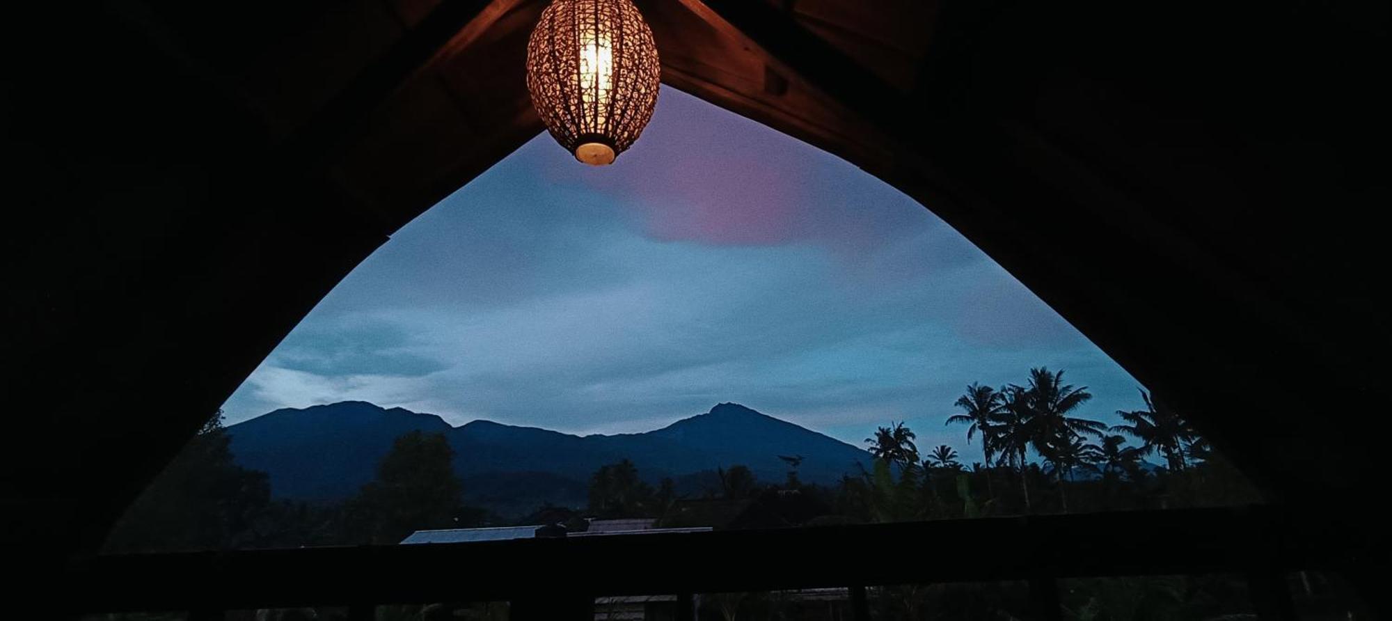 Raturinjani Homestay Selong Buitenkant foto