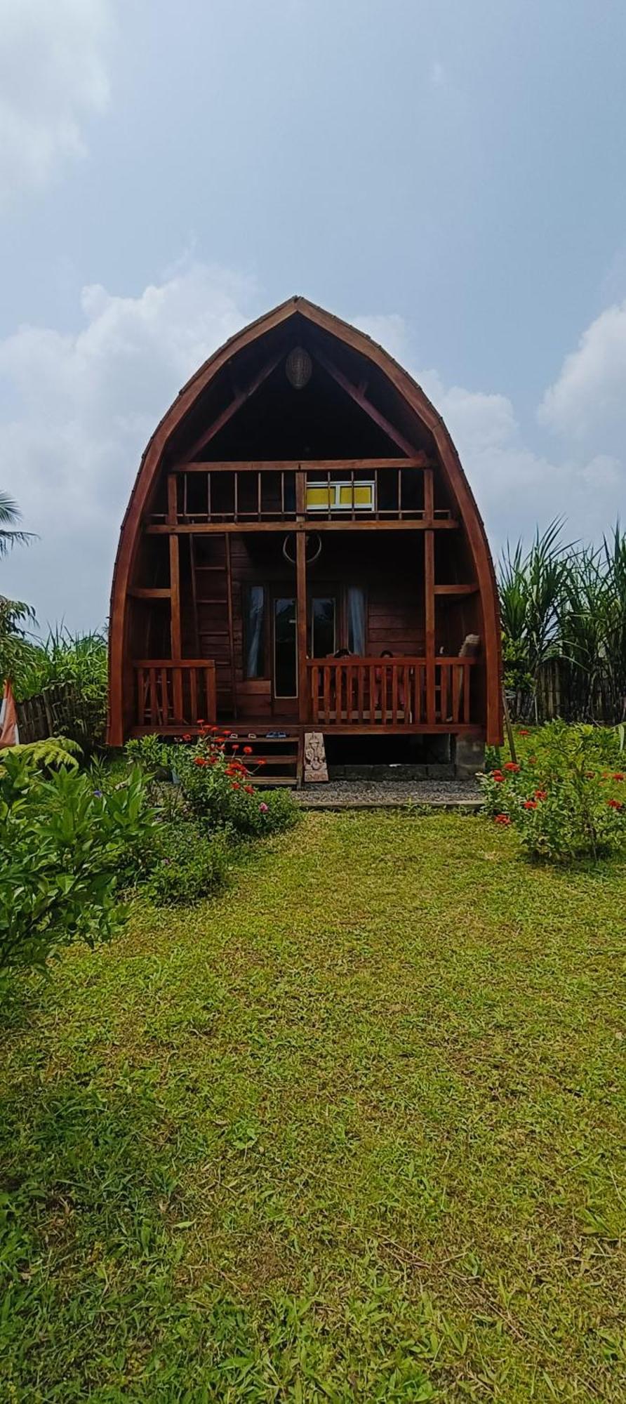 Raturinjani Homestay Selong Buitenkant foto
