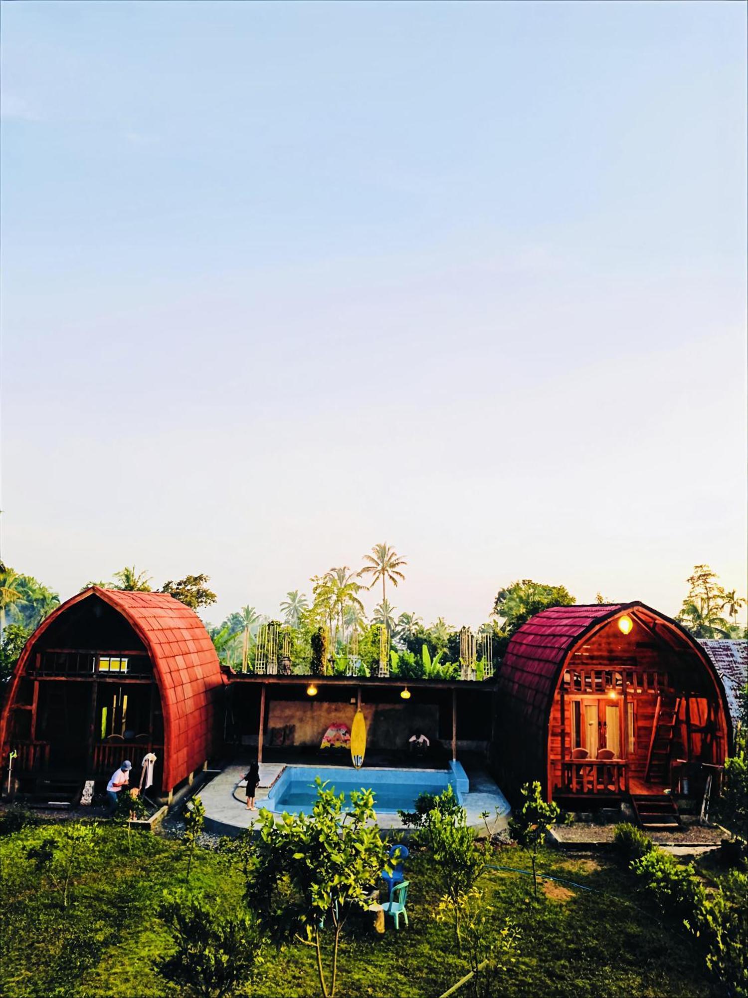 Raturinjani Homestay Selong Buitenkant foto